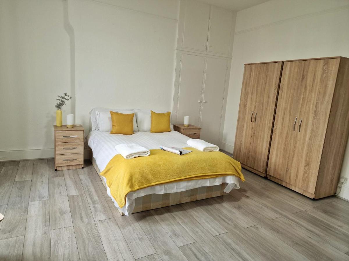 Spacious 4 Bedrooms Apartment For 10 Near Marble Arch 런던 외부 사진