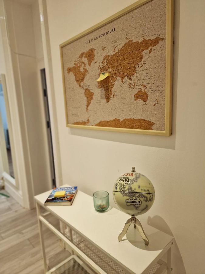 Spacious 4 Bedrooms Apartment For 10 Near Marble Arch 런던 외부 사진