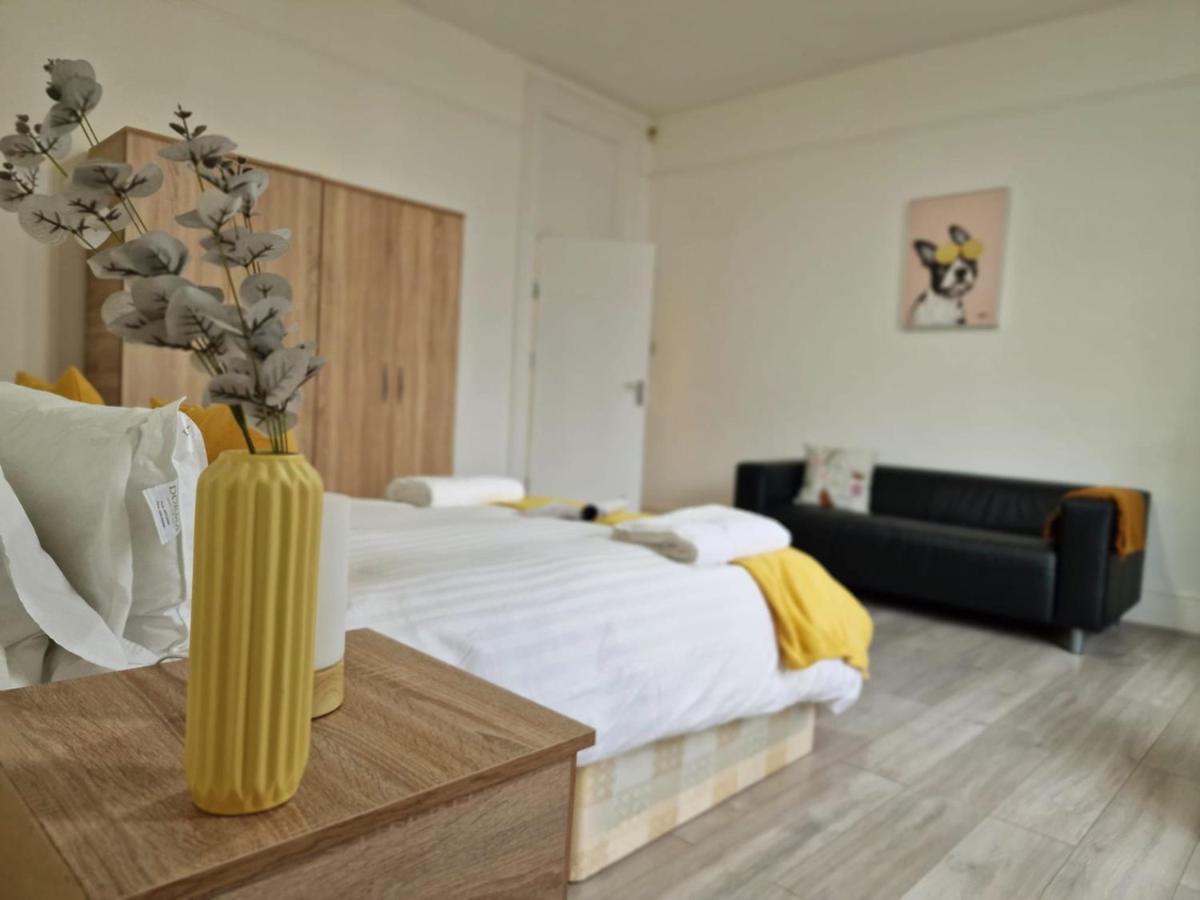 Spacious 4 Bedrooms Apartment For 10 Near Marble Arch 런던 외부 사진